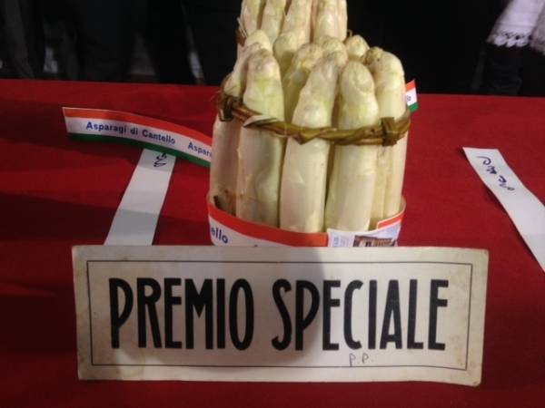 Festa dell'Asparago a Cantello (inserita in galleria)