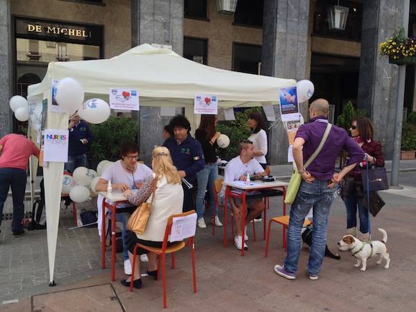 Giornata degli infermieri in Piazza Monte Grappa  (inserita in galleria)