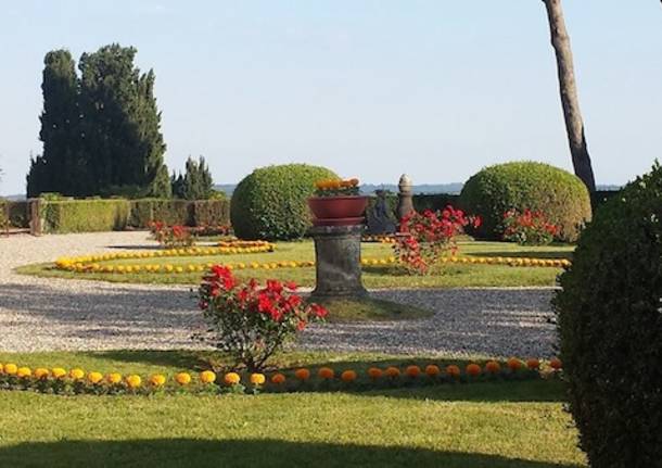 i giardini del Comune di Casciago