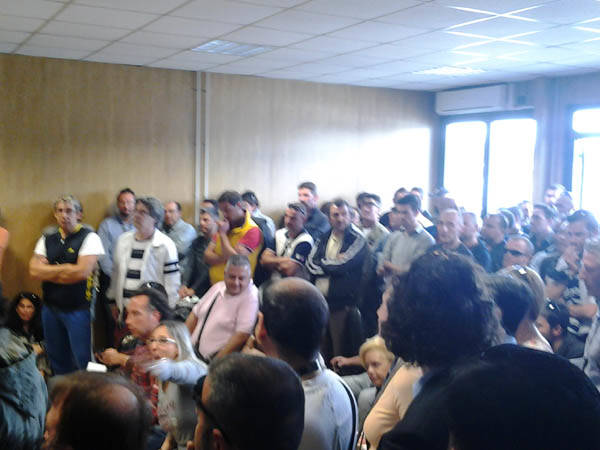 I lavoratori Sea occupano gli uffici dei sindacati (inserita in galleria)