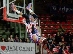 I magici Harlem Globetrotters a Masnago (inserita in galleria)