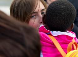 L'arrivo dei bambini adottati dal Congo (inserita in galleria)