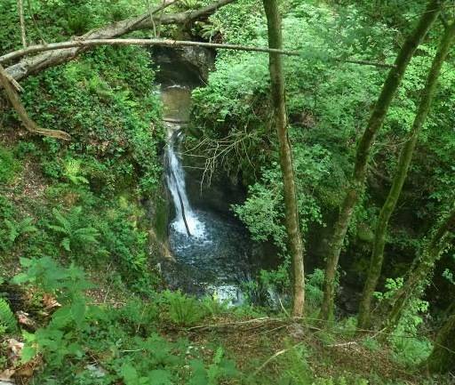 La cascata del Vellone (inserita in galleria)