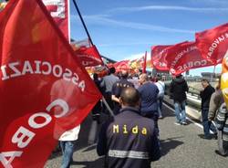 Sciopero e manifestazione a Malpensa (inserita in galleria)