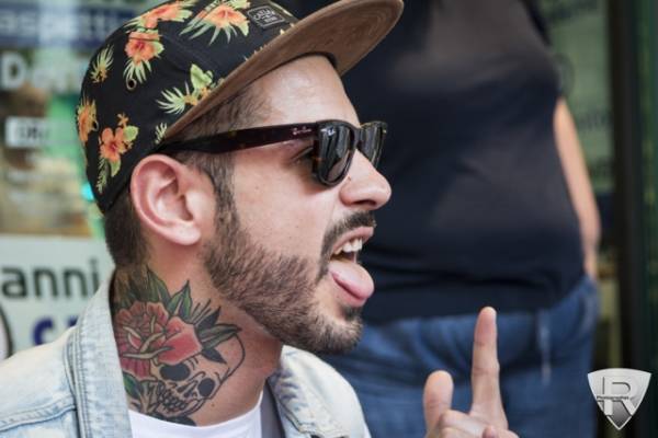 Entics alla Casa del Disco  (inserita in galleria)