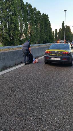 Incidente in superstrada (inserita in galleria)