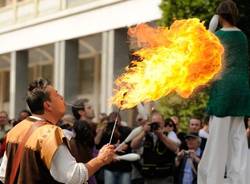 Palio: falchi, cavalieri e mangiafuoco (inserita in galleria)