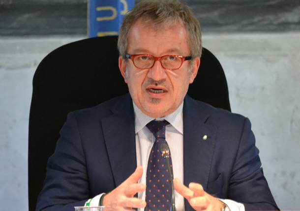 roberto maroni