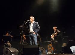 Roberto Vecchioni in concerto a Varese (inserita in galleria)