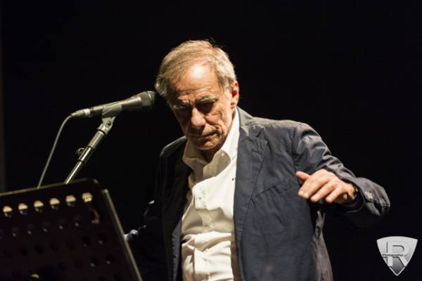 Roberto Vecchioni in concerto a Varese (inserita in galleria)
