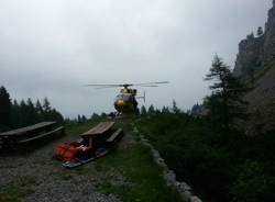 Sfida fra le nuvole per salvare l'alpinista (inserita in galleria)