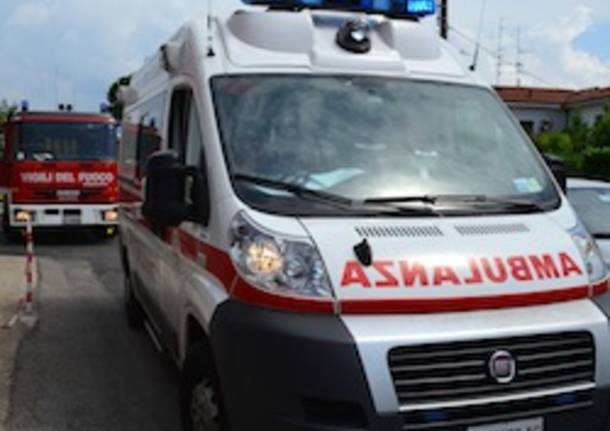 ambulanza incidente Cassano Magnago