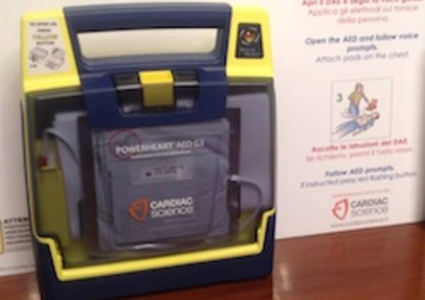 defibrillatore defibrillatori apertura