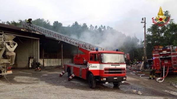 incendio cava torba (per gallerie fotografiche)