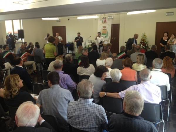 La cerimonia per ricordare Laura Prati (inserita in galleria)