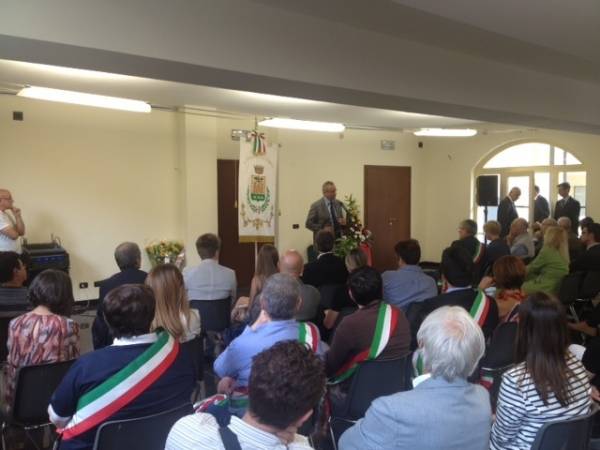 La cerimonia per ricordare Laura Prati (inserita in galleria)