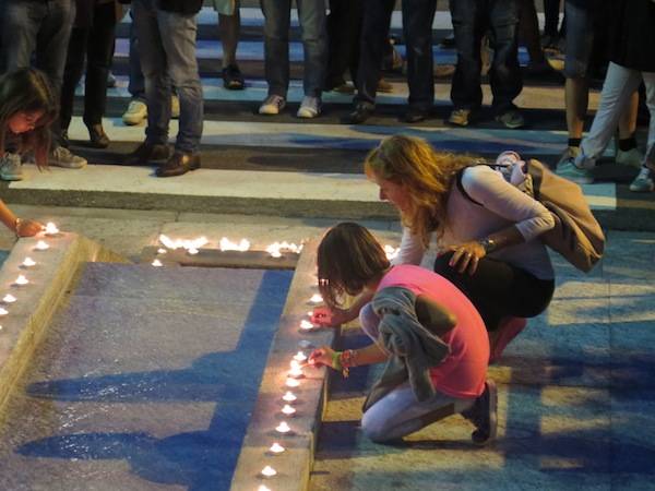 La piazza di Cardano e il ricordo di Laura Prati (inserita in galleria)