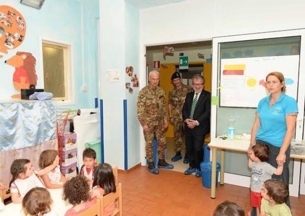 Maroni in visita alla NATO (inserita in galleria)