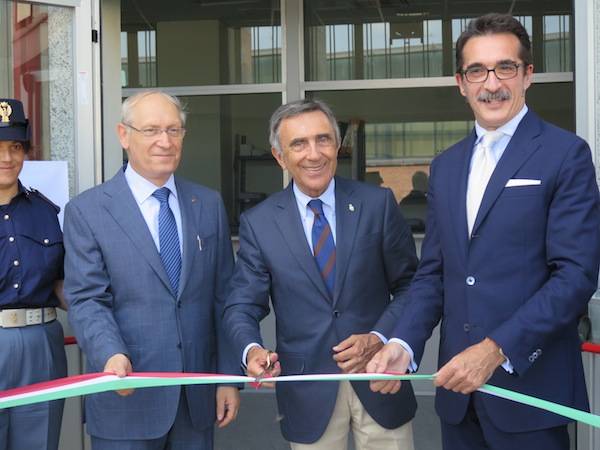 Nuovo ufficio immigrazione a Gallarate (inserita in galleria)