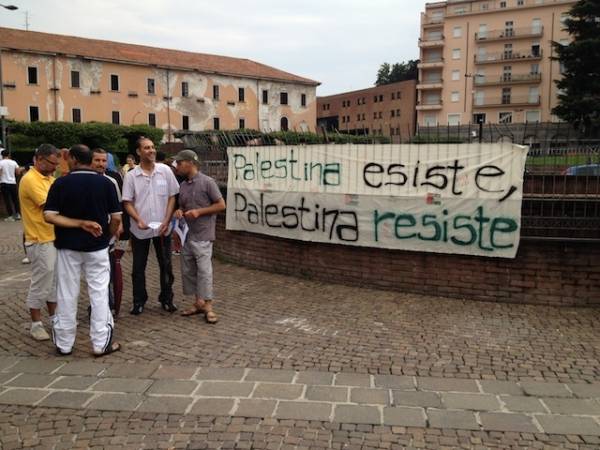 Presidio per Gaza a Varese (inserita in galleria)