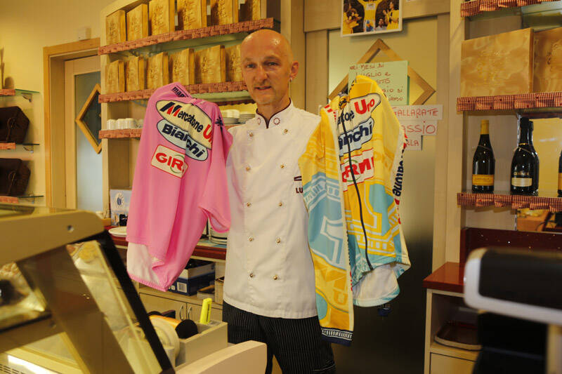 05 08 14    Pisoni    Rudi Foglia pasticciere legnanese tifosissimo di Pantani