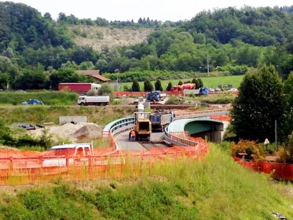 Apertura Malcollina (inserita in galleria)