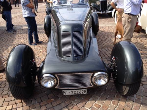 Auto e moto storiche per i 90 anni dell'A8 (inserita in galleria)