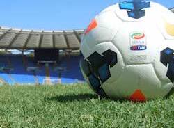 pallone stadio calcio apertura