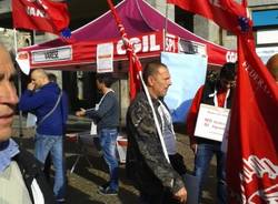 Cgil in piazza a Gallarate (inserita in galleria)
