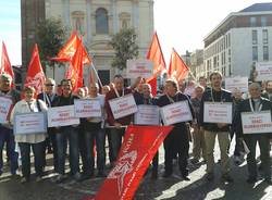 Cgil in piazza a Gallarate (inserita in galleria)