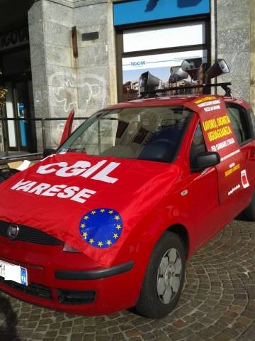 Cgil in piazza a Gallarate (inserita in galleria)