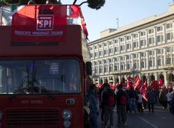 Cgil in piazza a Roma: Il fotoraconto (inserita in galleria)