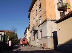 Fuoco in appartamento, Vigili del Fuoco in azione (inserita in galleria)