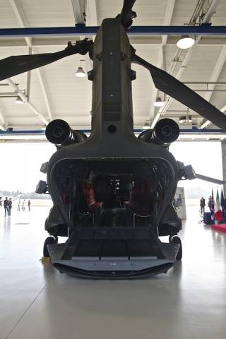 Il nuovo CH 47 di Agusta Westland (inserita in galleria)
