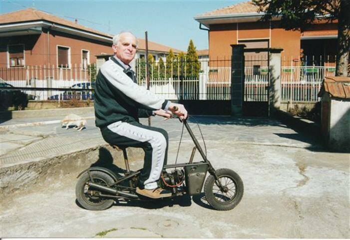 Moto da Par Villiers in prova