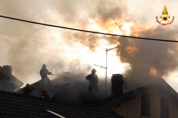 Vigili del Fuoco al lavoro (inserita in galleria)