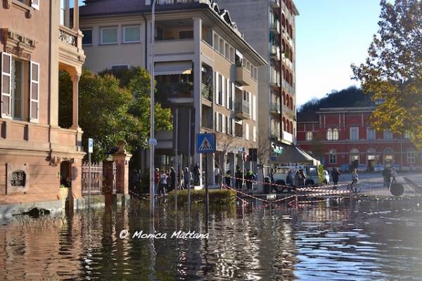 A Laveno il lago esonda  (inserita in galleria)