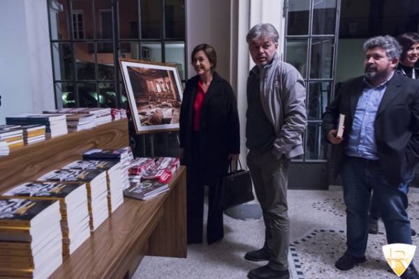 Daria Bignardi apre GlocalNews  (inserita in galleria)