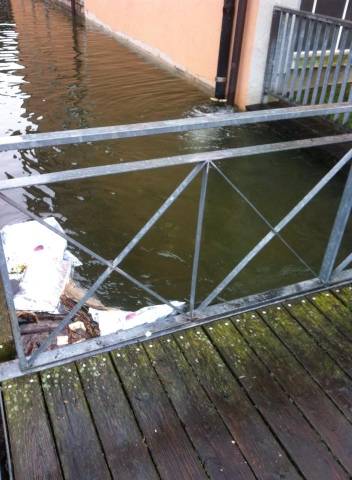 Il lungo lago di Porto Ceresio  (inserita in galleria)