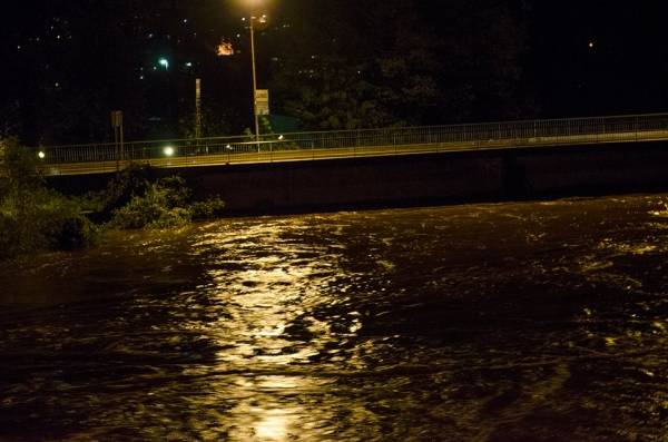Il margorabbia in piena a Germignaga (inserita in galleria)