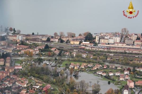 Luino dall'alto (inserita in galleria)