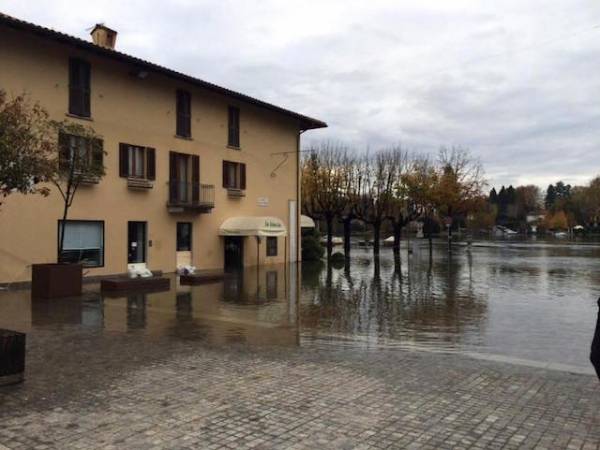 Sesto Calende il giorno dopo (inserita in galleria)