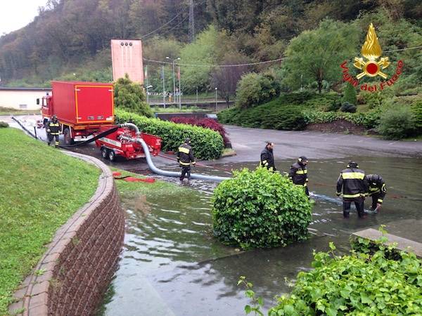 Vigili del Fuoco, interventi per il maltempo su tutto il varesotto  (inserita in galleria)