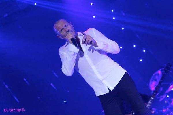 Biagio Antonacci in concerto al PalaWhirlpool - 2 (inserita in galleria)