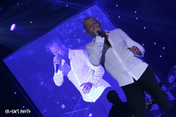 Biagio Antonacci in concerto al PalaWhirlpool - 2 (inserita in galleria)