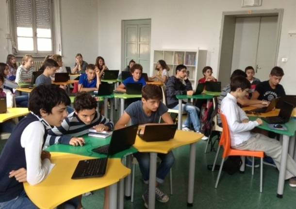 classe digitale flipped class generica scuola computer