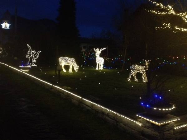 La casa illuminata (inserita in galleria)