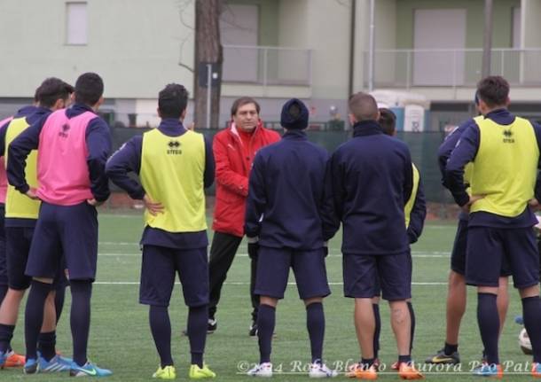 Marco Tosi, primo allenamento con la Pro Patria (inserita in galleria)