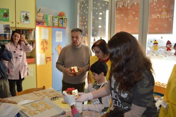 Renato Pozzetto in pediatria (inserita in galleria)