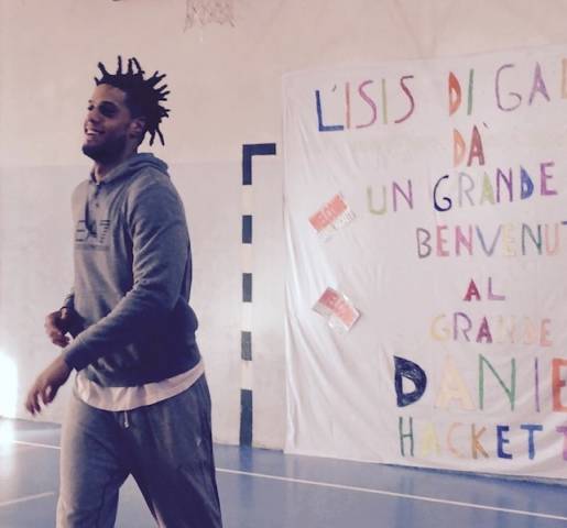 Daniel Hackett all'Isis Ponti (inserita in galleria)